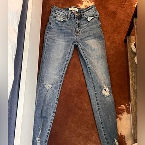 Kancan size 3/25 skinny jeans!